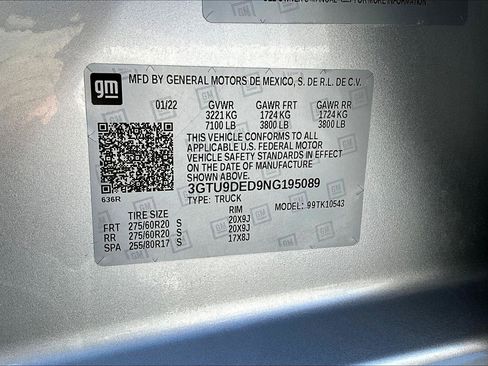 Used 2022 GMC Sierra 1500 SLT w/ SLT Premium Package image 36