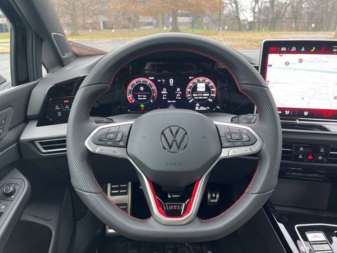 New 2026 Volkswagen GTI SE FWD image 15