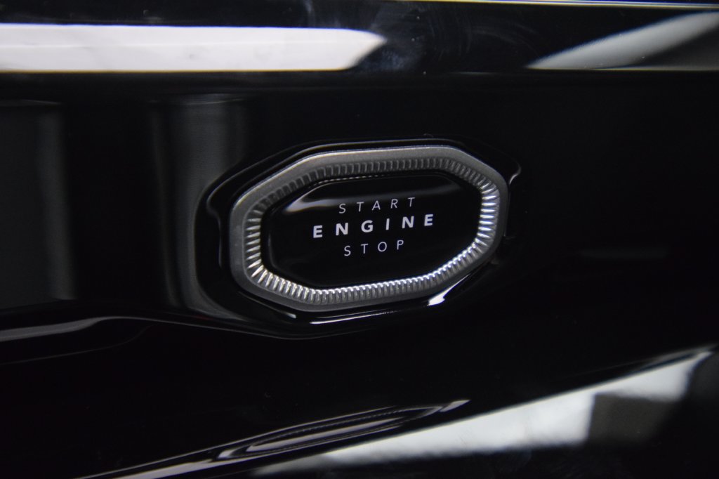 New 2027 Jeep Grand Cherokee Altitude AWD/4WD image 23