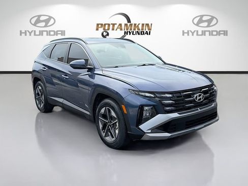 Used 2025 Hyundai Tucson SEL FWD image 3