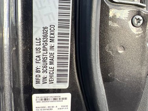Used 2023 RAM 2500 Limited AWD/4WD image 30