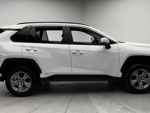 Used 2024 Toyota RAV4 XLE AWD/4WD image 35