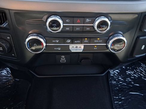 Used 2025 Ford F150 XLT w/ Equipment Group 301A Standard AWD/4WD image 16