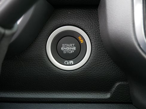 New 2026 RAM 3500 Laramie AWD/4WD image 15