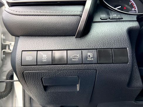 Used 2023 Toyota Camry SE FWD image 33