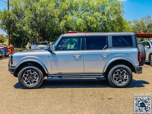 Used 2024 Ford Bronco Outer Banks AWD/4WD image 5