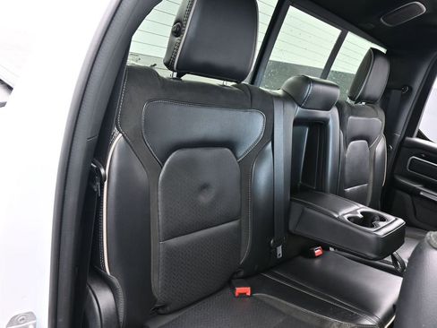 Used 2021 RAM 1500 Laramie w/ Night Edition image 44