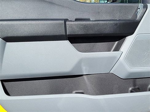 Used 2025 Ford F250 XL w/ 360-Degree Camera Package image 9