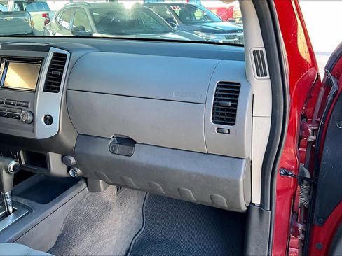 Used 2010 Nissan Xterra S image 16