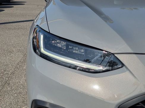 Used 2025 Honda HR-V Sport image 9
