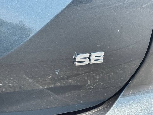 Used 2024 Mitsubishi Outlander SE AWD/4WD image 13