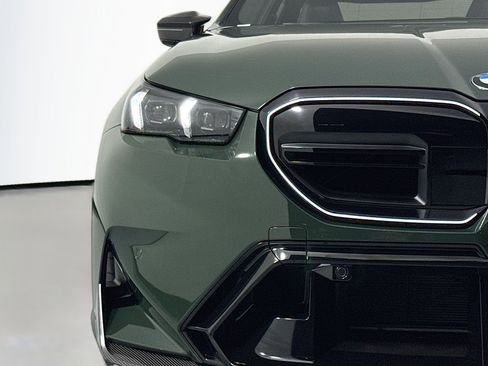 Used 2026 BMW M5 w/ Carbon Package image 14