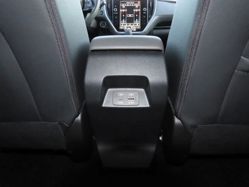 Used 2024 Subaru Crosstrek 2.0i Premium image 22