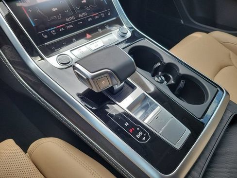 Certified 2025 Audi Q7 3.0T Prestige AWD/4WD image 30
