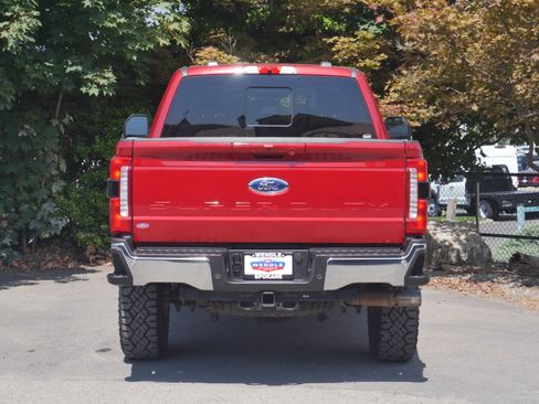 Certified 2024 Ford F250 Lariat w/ Lariat Ultimate Package AWD/4WD image 27