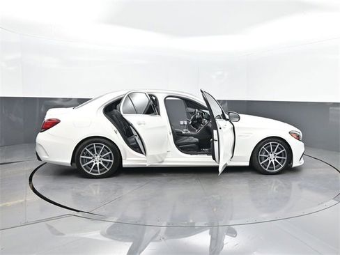 Used 2020 Mercedes-Benz C 63 AMG Sedan image 33