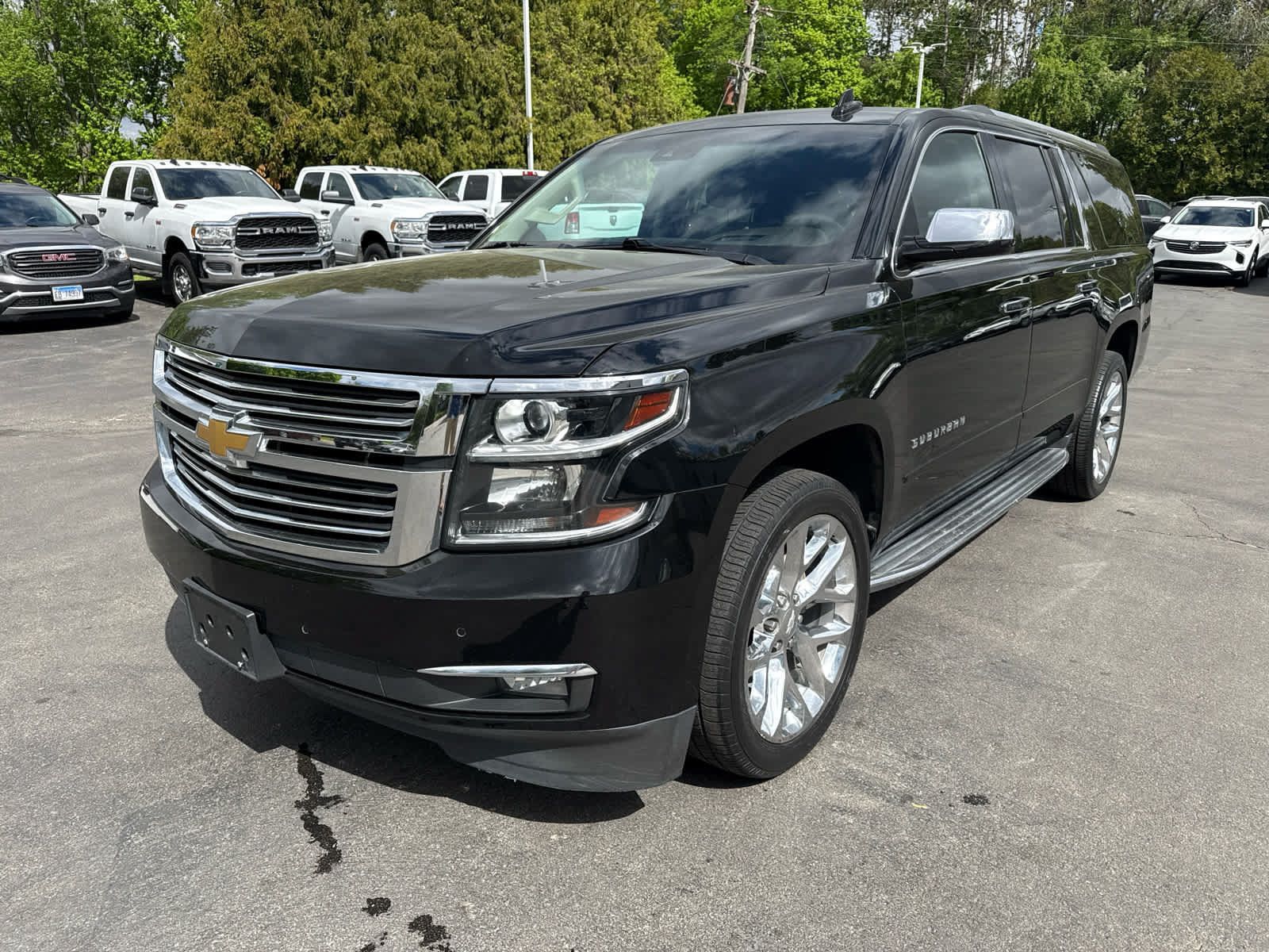 Used 2018 Chevrolet Suburban Premier w/ Max Trailering Package AWD/4WD image 7