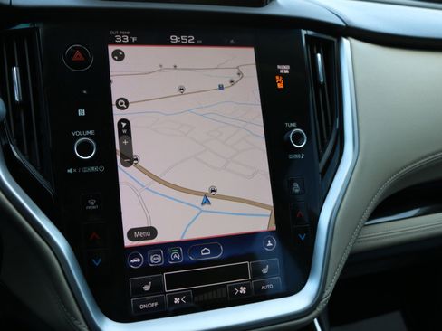 Used 2020 Subaru Legacy Limited image 24