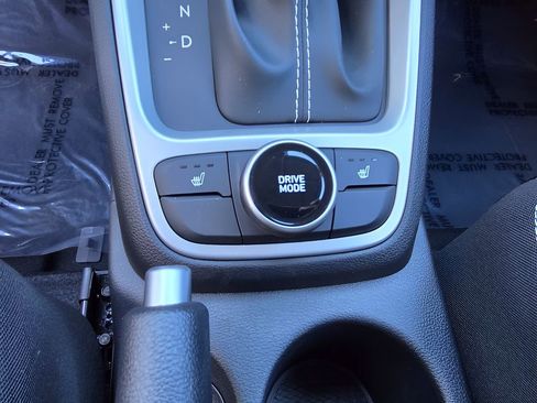 New 2026 Hyundai Venue SEL image 19