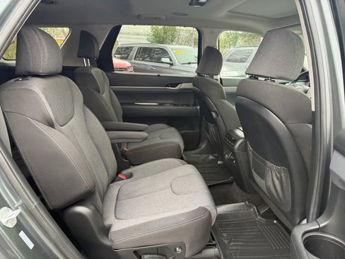 Used 2022 Hyundai Palisade SEL w/ Convenience Package AWD/4WD image 17