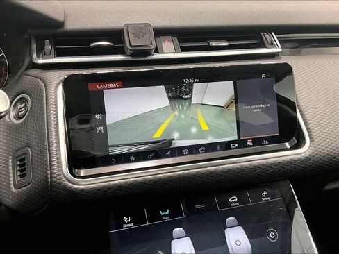 Used 2019 Land Rover Range Rover Velar S AWD/4WD image 23