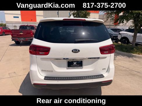 Used 2019 Kia Sedona EX FWD image 3