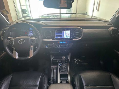 Certified 2021 Toyota Tacoma Limited w/ Nightshade Package AWD/4WD image 10