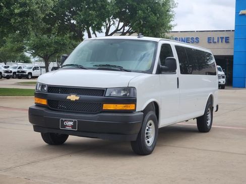 New 2026 Chevrolet Express 3500 LS RWD image 10