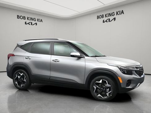 New 2026 Kia Seltos S FWD image 2