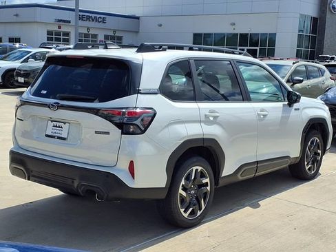 New 2026 Subaru Forester Premium AWD/4WD image 4