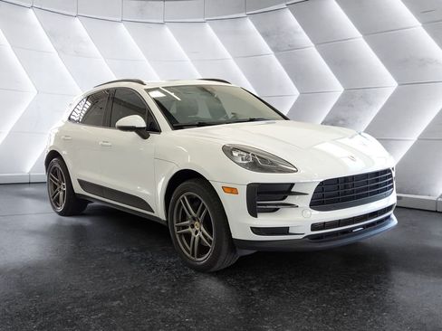 Used 2021 Porsche Macan AWD/4WD image 1