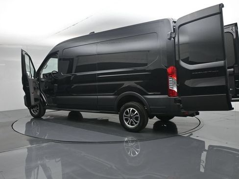 New 2026 Ford Transit 250 148 Medium Roof w/ Exterior Upgrade Package RWD image 33