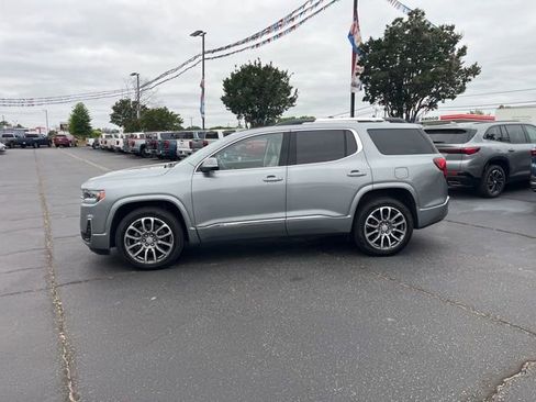 Used 2023 GMC Acadia Denali w/ Denali Ultimate Package AWD/4WD image 41