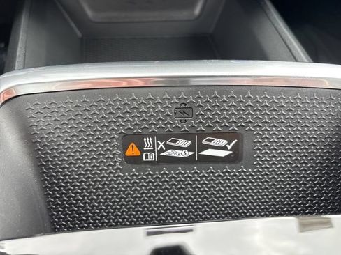 New 2026 Chevrolet Equinox LT w/ Convenience Package II FWD image 31