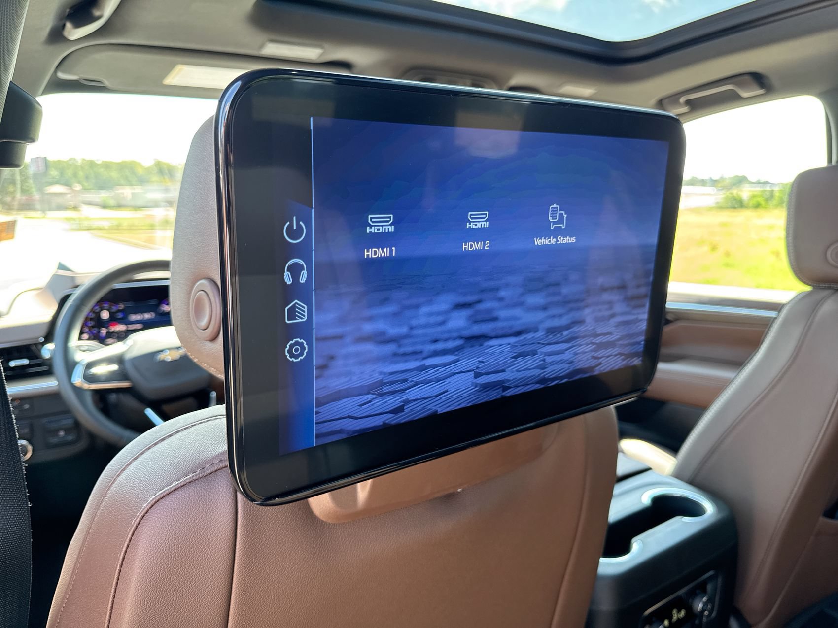 Used 2025 Chevrolet Tahoe High Country AWD/4WD image 25