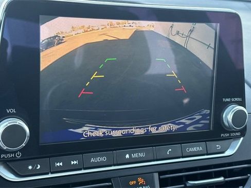 Used 2024 Nissan Altima 2.5 SR image 15