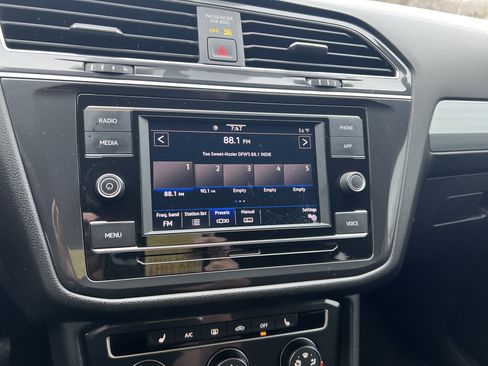 Used 2023 Volkswagen Tiguan S image 21