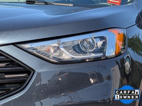 Certified 2024 Ford Edge SE w/ Black Appearance Package AWD/4WD image 10