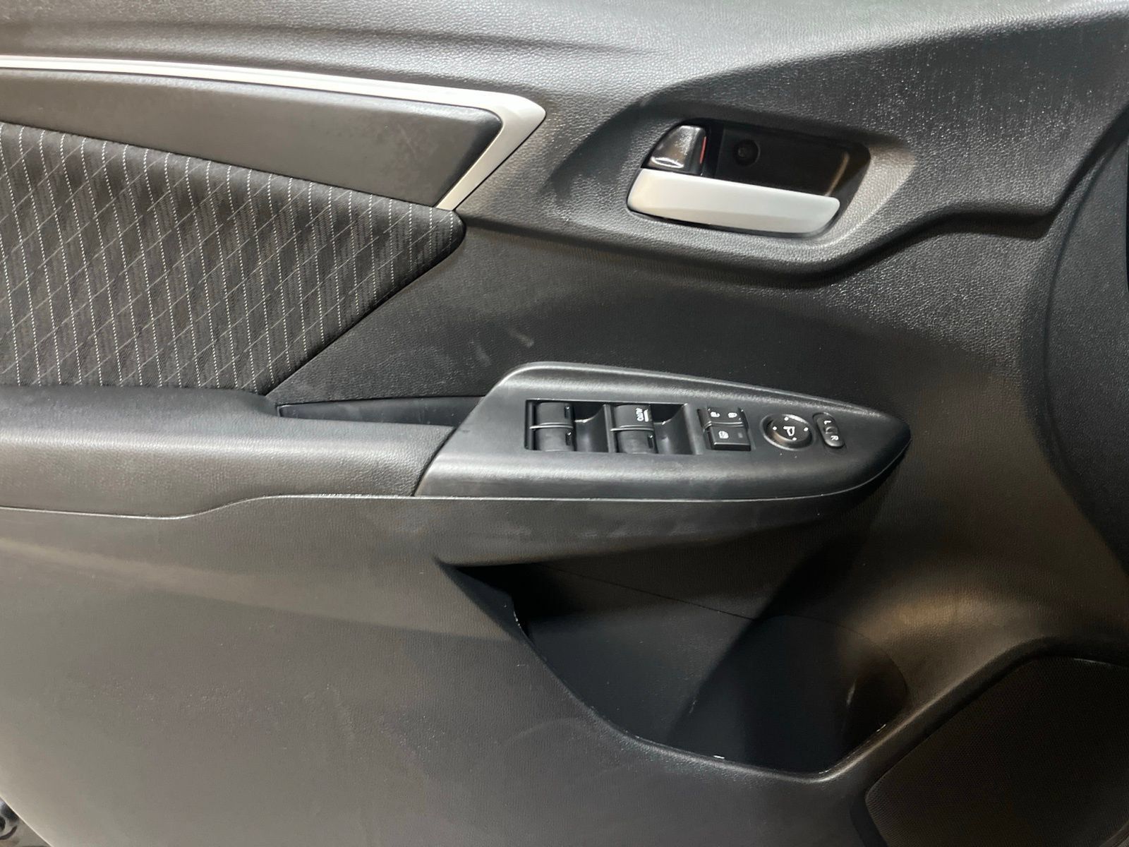 Used 2018 Honda Fit EX image 18