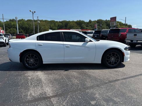 Used 2018 Dodge Charger GT AWD/4WD image 6