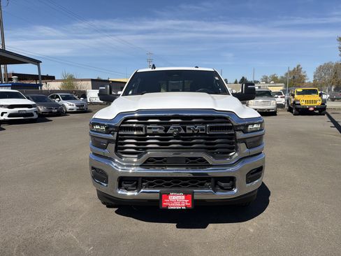 New 2026 RAM 2500 Tradesman AWD/4WD image 8