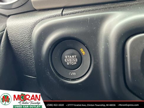 Used 2020 Jeep Wrangler Sport S image 27