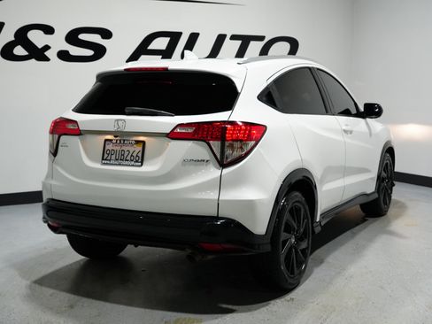 Used 2022 Honda HR-V Sport image 8