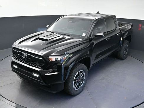 Used 2025 Toyota Tacoma TRD Sport RWD image 29