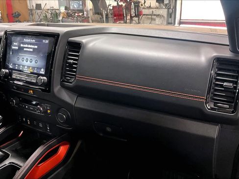 Used 2023 Nissan Frontier PRO-4X w/ Pro Convenience Package AWD/4WD image 17