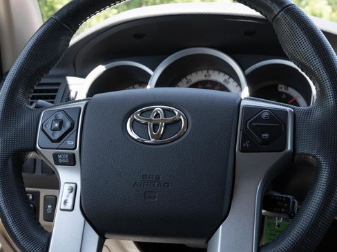 Used 2014 Toyota Tacoma 4x4 Double Cab w/ Convenience Package image 23