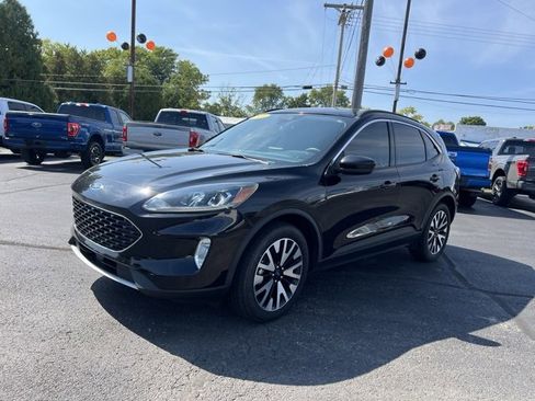 Used 2020 Ford Escape SEL image 19