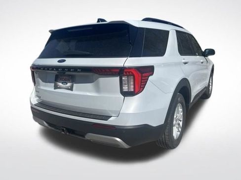 New 2026 Ford Explorer Active w/ Active Comfort Package RWD image 5