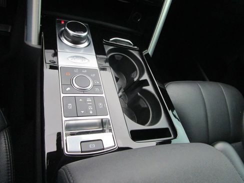 Used 2019 Land Rover Discovery HSE AWD/4WD image 37