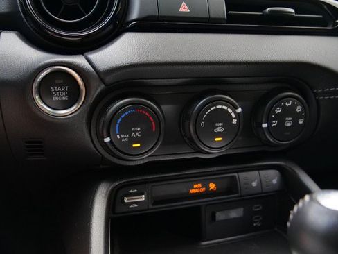 Used 2024 MAZDA MX-5 Miata RF Club w/ Weather Package RWD image 19